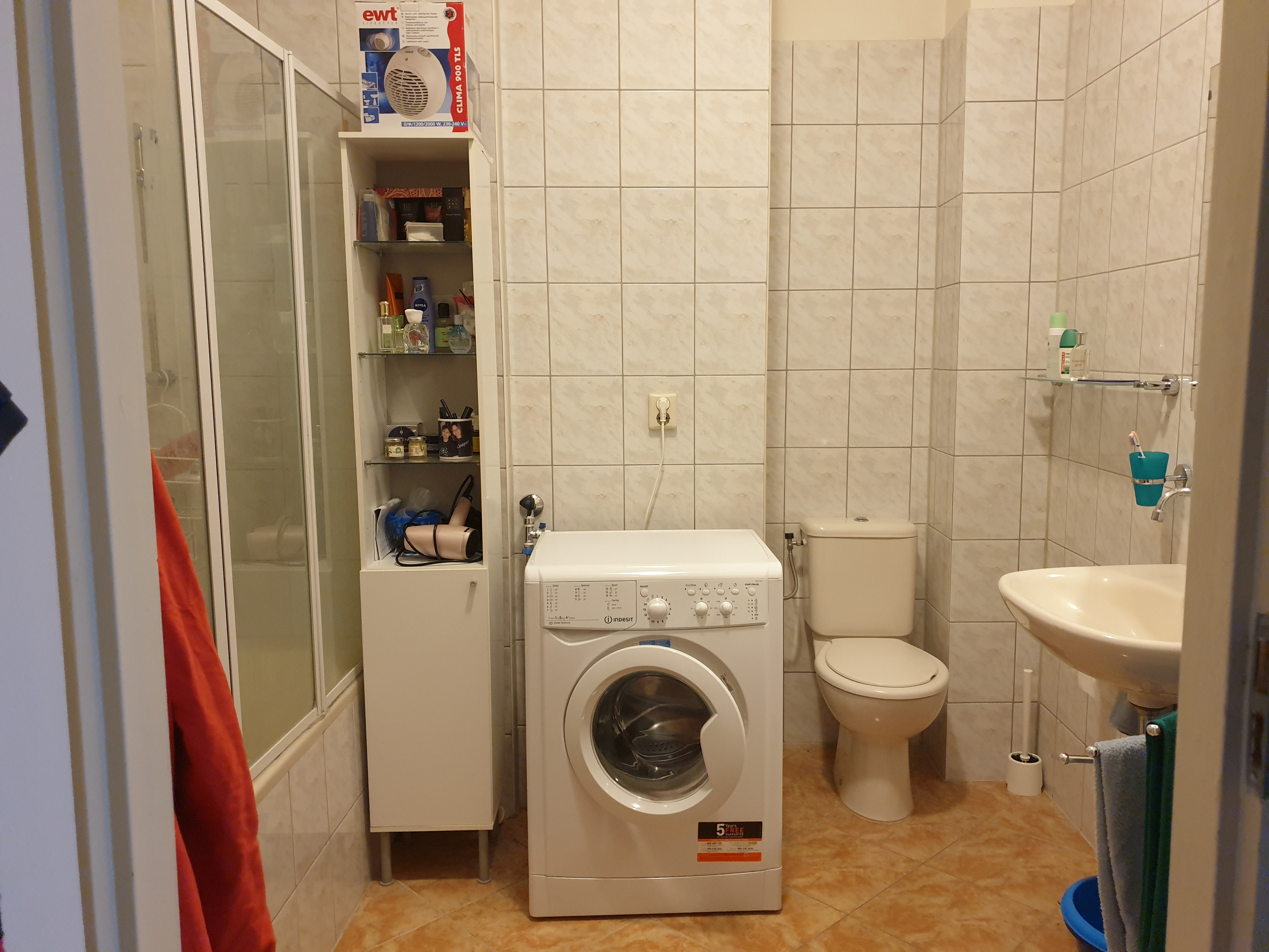 View photo 1/8 of apartment in Utrecht